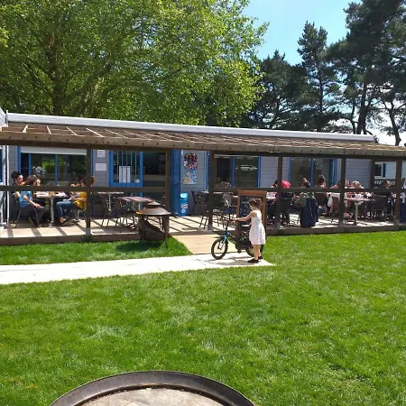 مكان تخييم Camping Du Migron Frossay