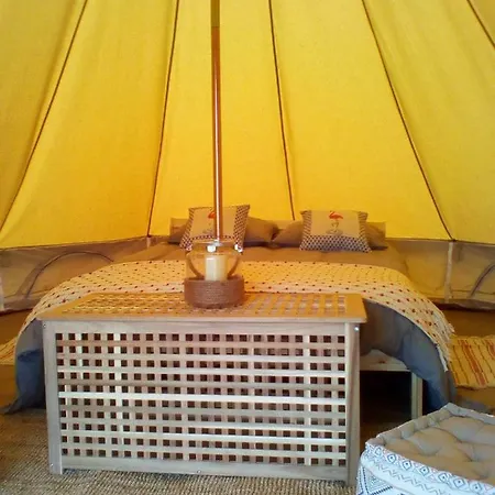 Camping Du Migron مكان تخييم *