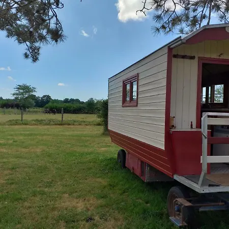 Camping Du Migron مكان تخييم *